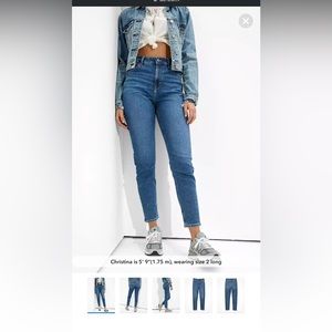 American Eagle mom jean